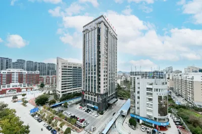 비엔나 호텔(Vienna Hotel) 호텔(푸칭푸허완다 플라자店)