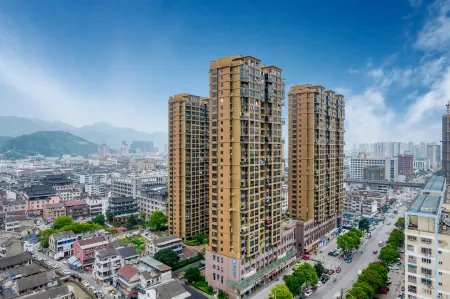 HanTing Hotel (Wenzhou Yongjia Oubei Baoyi Dasha)