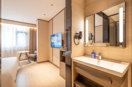 HanTing Hotel (Luoyang Yanshi Datang Shouyangshan) Отели рядом с достопримечательностью «Yanshi Museum»