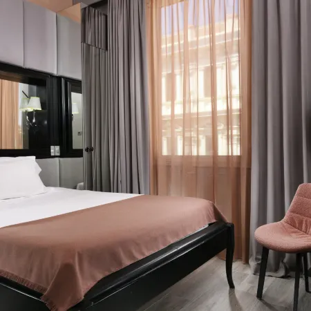 Leon's Place Hotel