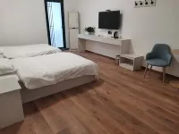 Shuguang Fashion Hotel (Mingzhu Road Shop) - Inns