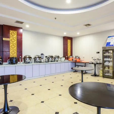 Jiuguang Dingsheng Hotel (Changde Qiaonan Market Jiuguang)