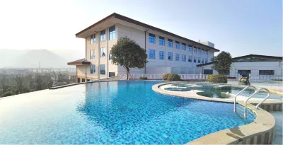 Fujing Longwan Hot Spring Hotel Hotel dekat Qingshan Park