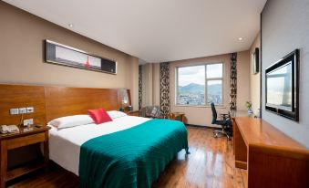 Yongsheng Puju Hotel (Pingxiang Lvyin Square)