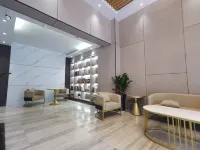 Simple Fashion Cinema Hotel
