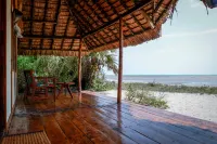 Saadani Safari Lodge - All Inclusive Hôtels à : 