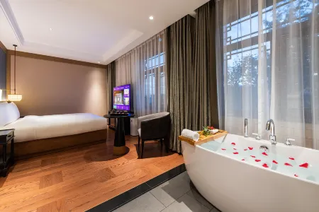 Beijing Houhai Gulou Courtyard Manxin Mansion Отели рядом с достопримечательностью «China University of Mining and Technology Graduate School»