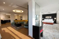 فندق ميرا أعمال Hotels near حديقة تلال الرياض
