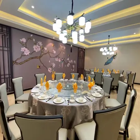 Shijiazhuang Pingshan Tianci Shanhai Hotel