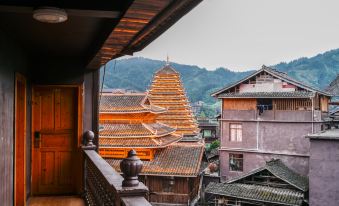 Sanjiang Nongqing Hotel