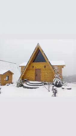 Pamira Bungalow Отели в г. Camburnu Mahallesi