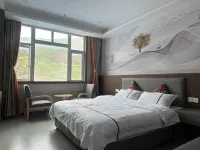 Xincan Hotel Hotels near Weise Temple
