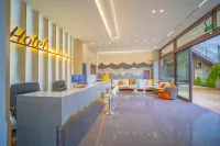 Mile Yunqiyue Light Luxury Hotel - مطابخ
