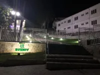 Steffan Hotel & Suites Hotels near 3com Global systems LTD.