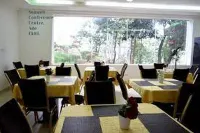 Steffan Hotel & Suites - breakfast
