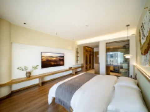 Qijiantang Designer Hotel Hotels in Menghai