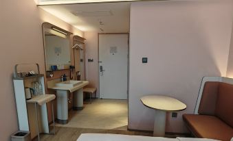 HanTing Hotel (Handan Daming Beihu)