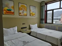 Weichang Qianyuan Hotel