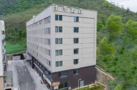 JI Hotel (Chizhou Shitaixian Renminnan Road) Hotel in zona CPC Shitai Committee Party School