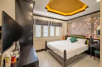 White Lotus - Boutique Hotel