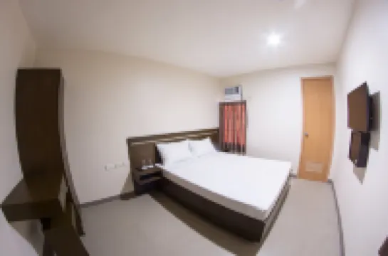 에메랄드 스위트 CDO 카가얀데오로 호텔