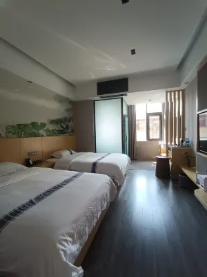 Lufeng Jinnuo Hotel Hôtels à proximité de : Luoci Passenger Transport Terminal