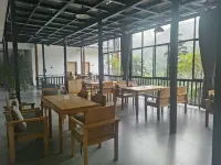 Yanling Yuanshan Jingjuju - breakfast