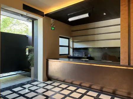 Lake Xunyou·MINN HomestayHomestay (Chenzhou Zixing Dongjiang Lake Branch) Отели в г. Цзысин