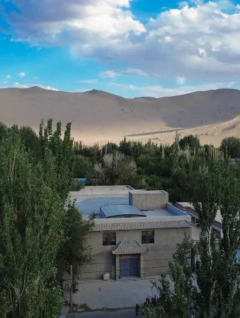 XINGCHUIGE Отели рядом с достопримечательностью «Dunhuang Ancient City»