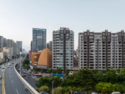 Chaozhou Panda·Panda Garden (Chaozhou Qinglong Ancient Temple People's Square Store)