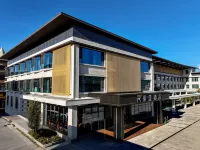 Rezen Hotel Hotels near Nalati Raspberry Town