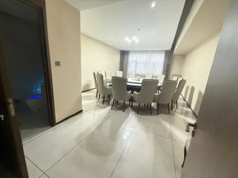 Haiyue Business Hotel