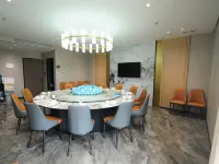 Shenghaiyue Apartment (Bihai Lanwan) Hotels in Yangxi County