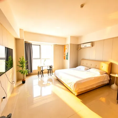 Xingmu Boutique Audio-Visual Apartment (Shenyang North Station Huafu)