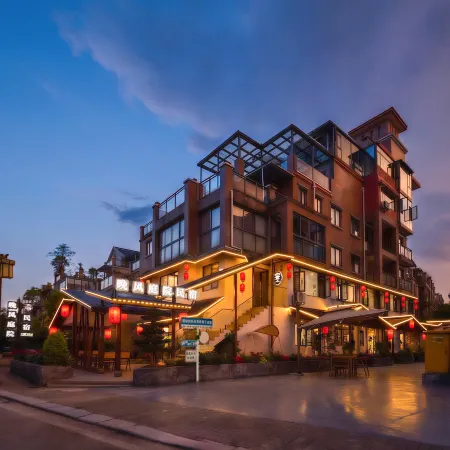 Evening Breeze Courtyard Guesthouse (Colorful Vientiane Tourism City Anshun West Station Branch)