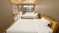 Mountain Lodge Wooden Cottage Homestay (Wudalianchi Scenic Area) - Mountain view