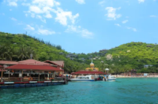 Lettry Holiday Hotel