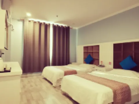 Blue Fish Hotel Chain (No. 3 Middle School Store, Dingxing Culture Square) Hotels in Dingxing