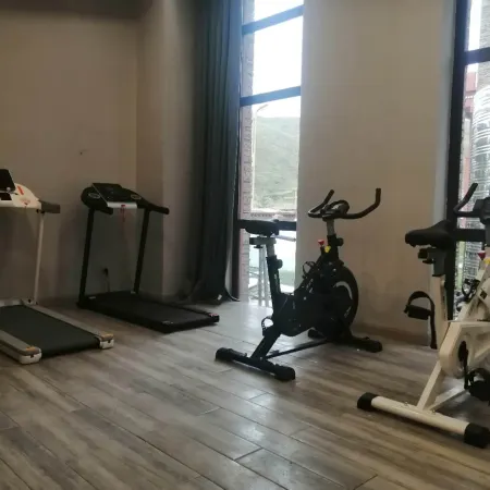 Kangding Snow Mountain Love Hotel