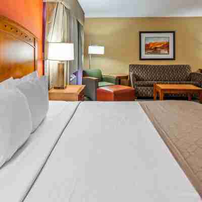Best Western Plus at Lake Powell Rooms