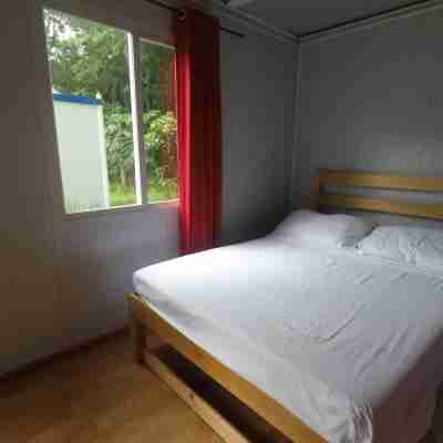 RedDoorz Premium @ Ouan's the Farm Resort Rooms