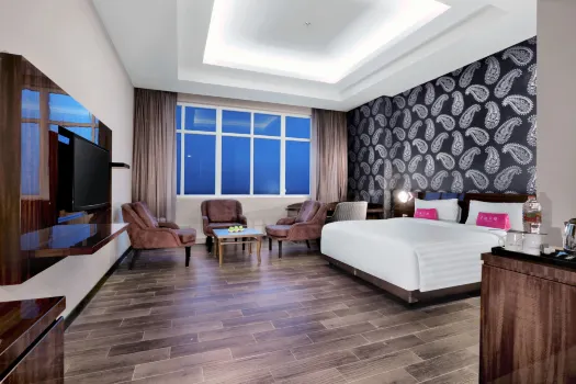 Favehotel S. Parman Medan Hotels near The View Music Lounge And Bar