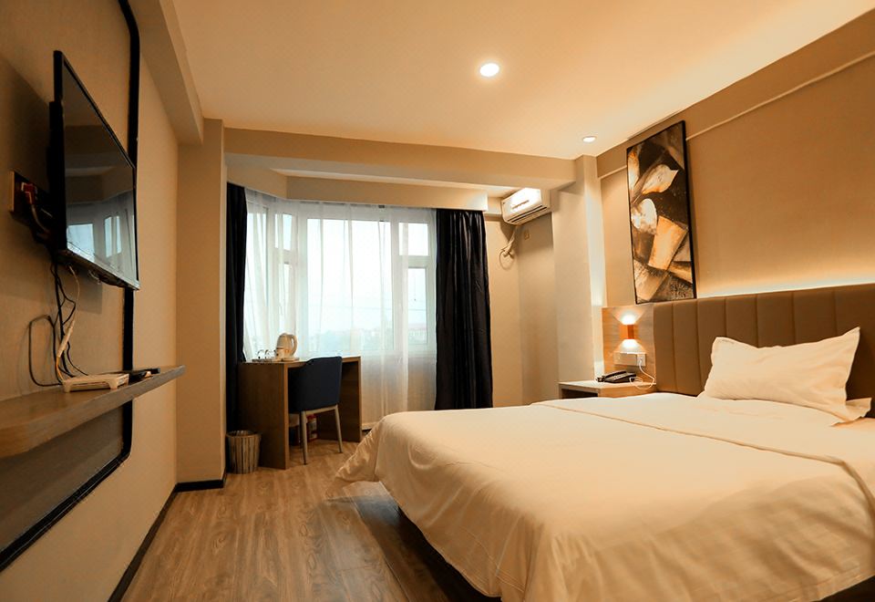 7 Days Inn (Luanxian Railway Station) - Housity
