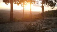 Kiansom Getaway Cabin Hotels in Donggongon