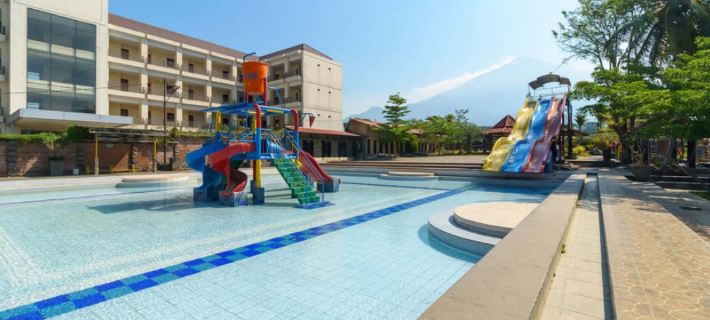 RedDoorz Resort Premium @ Sangkan Hurip Kuningan Ξενοδοχεία στην πόλη Kuningan Regency