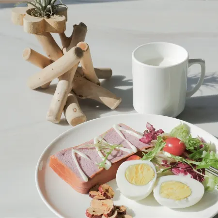 Greentree Eastern Hotel (Zhongshan West Road, Xiuzhou District, Jiaxing) Отели рядом с достопримечательностью «Jiaxing University Biology and Chemistry Engineering College»