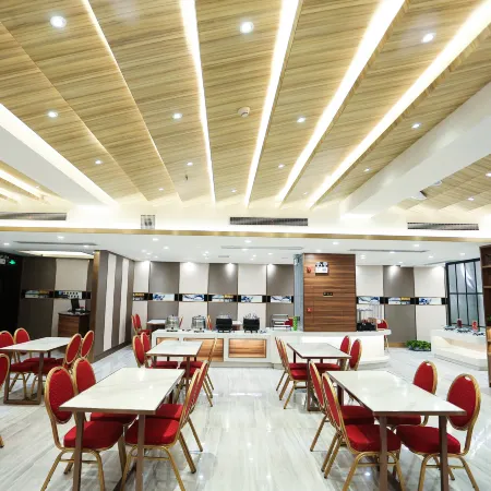 Anren Junyi Hotel