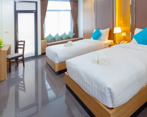 Thanburi Hotel Hotels near Clock Tower Roundabout