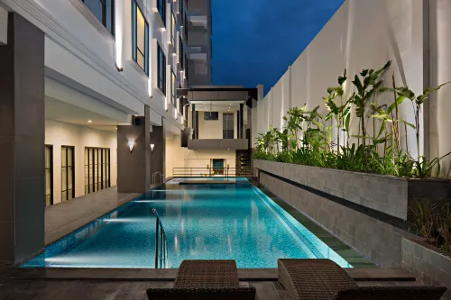 Sutasoma Hotel - 4-Star