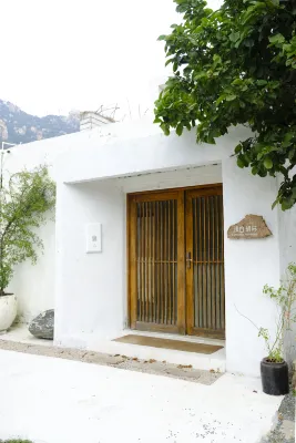 Wulian Qianbai Hulin Homestay - 2-Star